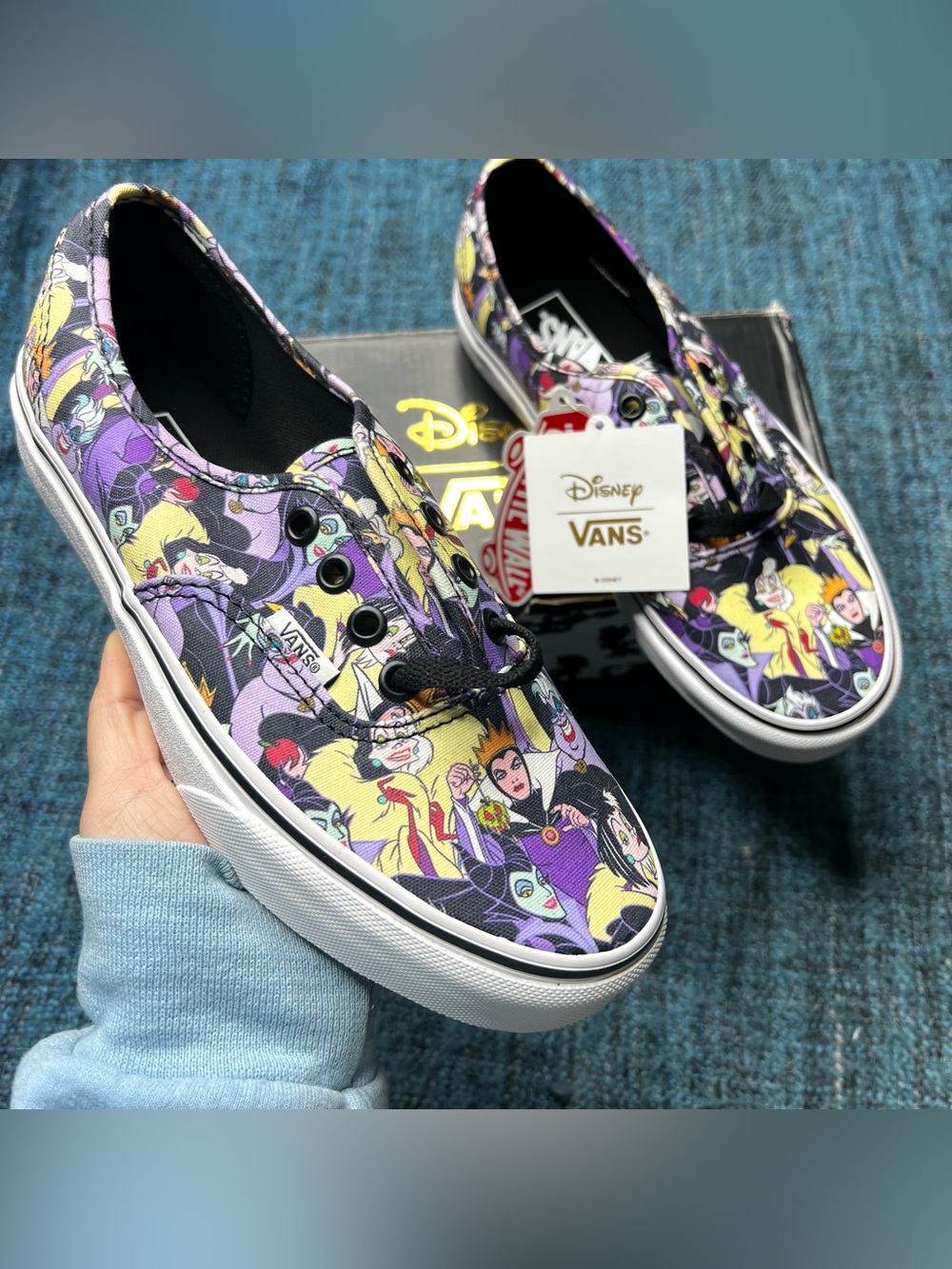 RARE Vans x Disney Villains Authentic Sneakers Limited Edition Women's 6.5 NWT